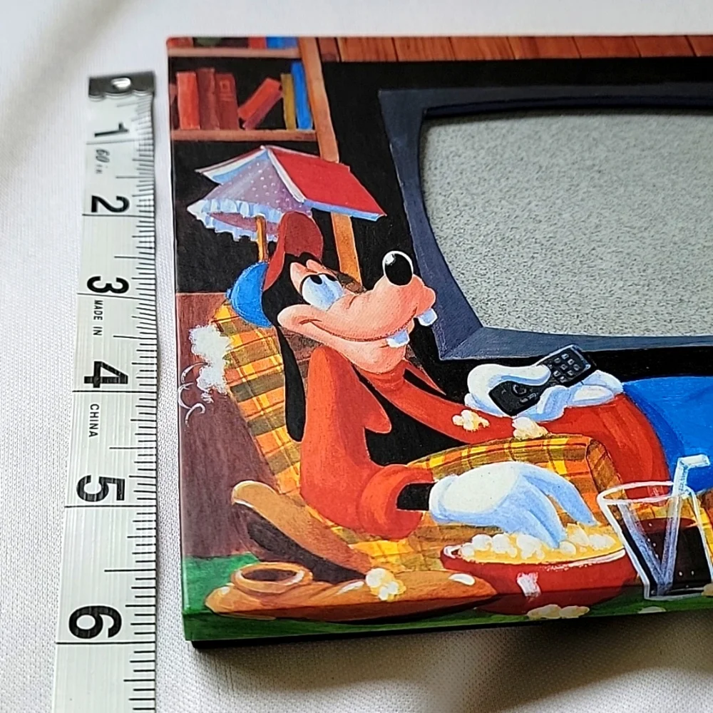Disney Goofy Picture Colorful Desk Shelf Frame 4x3 Horizontal
